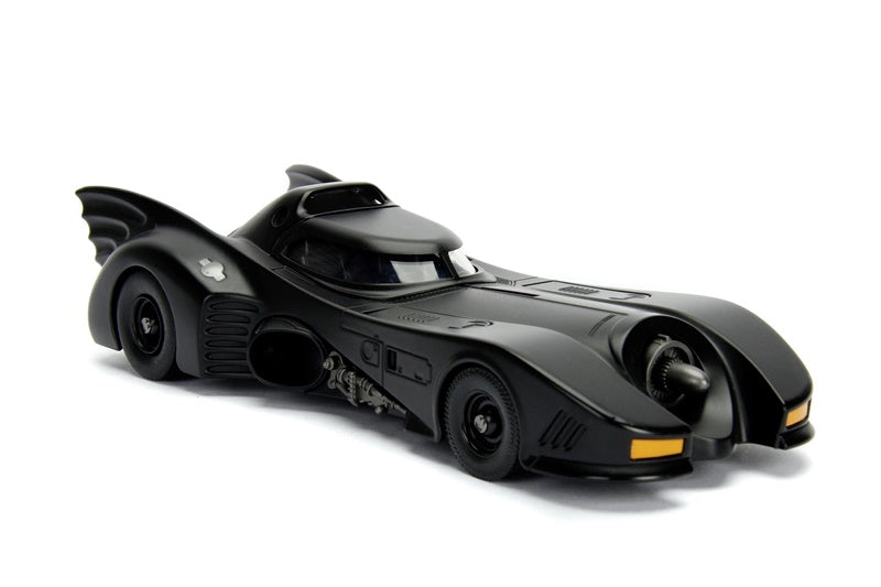 Samochodzik Batmobil i Batman z metalu odlewanego ciśnieniowo