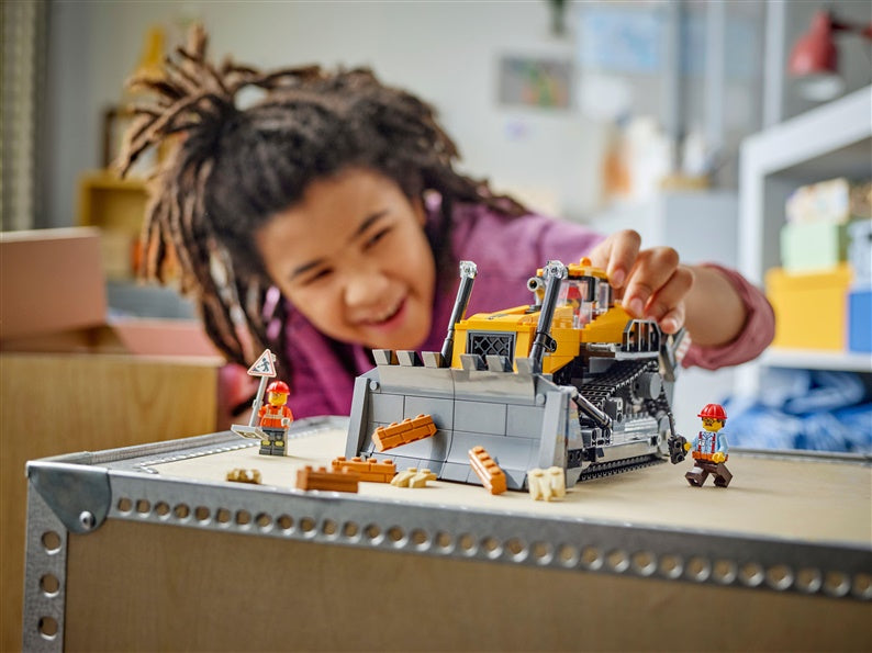 Konstruktor LEGO® City Żółty buldożer 60466, 682 elementy
