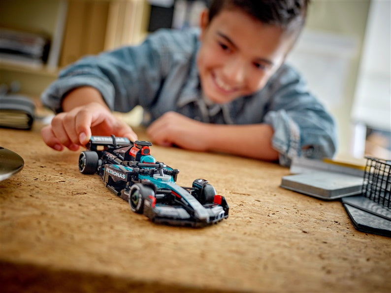 LEGO® Mercedes-AMG F1® W15 Race Car 77244, 267 vnt.