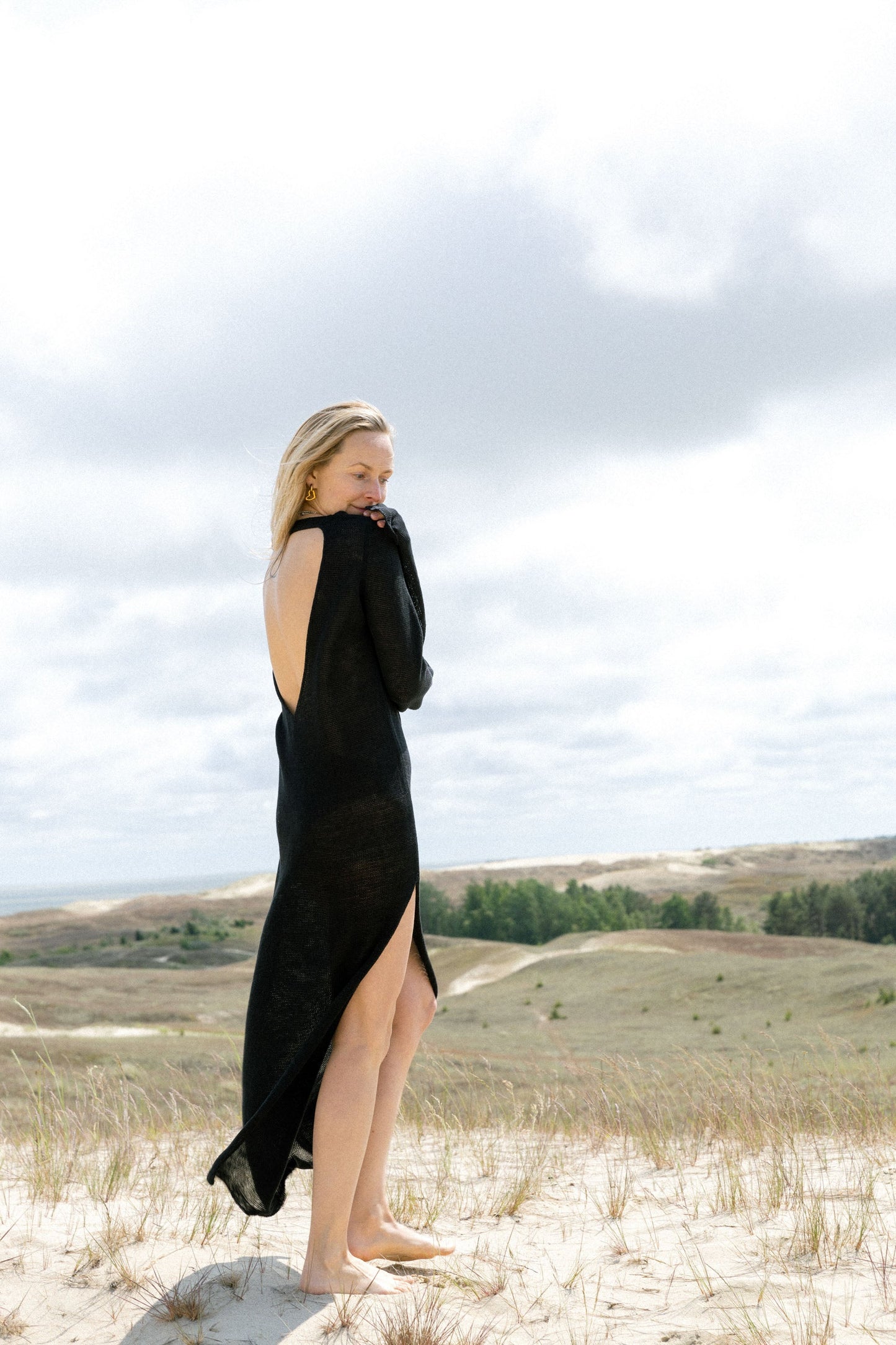 Langes Kleid Mare aus 100 % Leinen in Schwarz