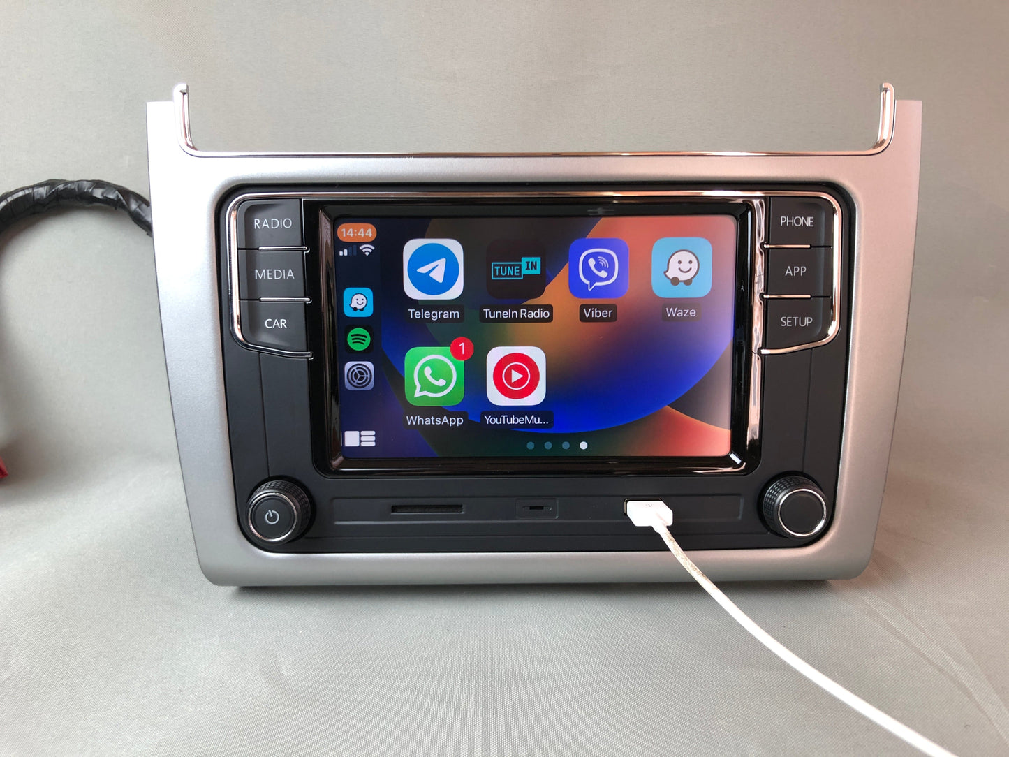 Volkswagen Polo 6C MQB RCD 360 Apple Carplay + Android Auto Radio Navigation