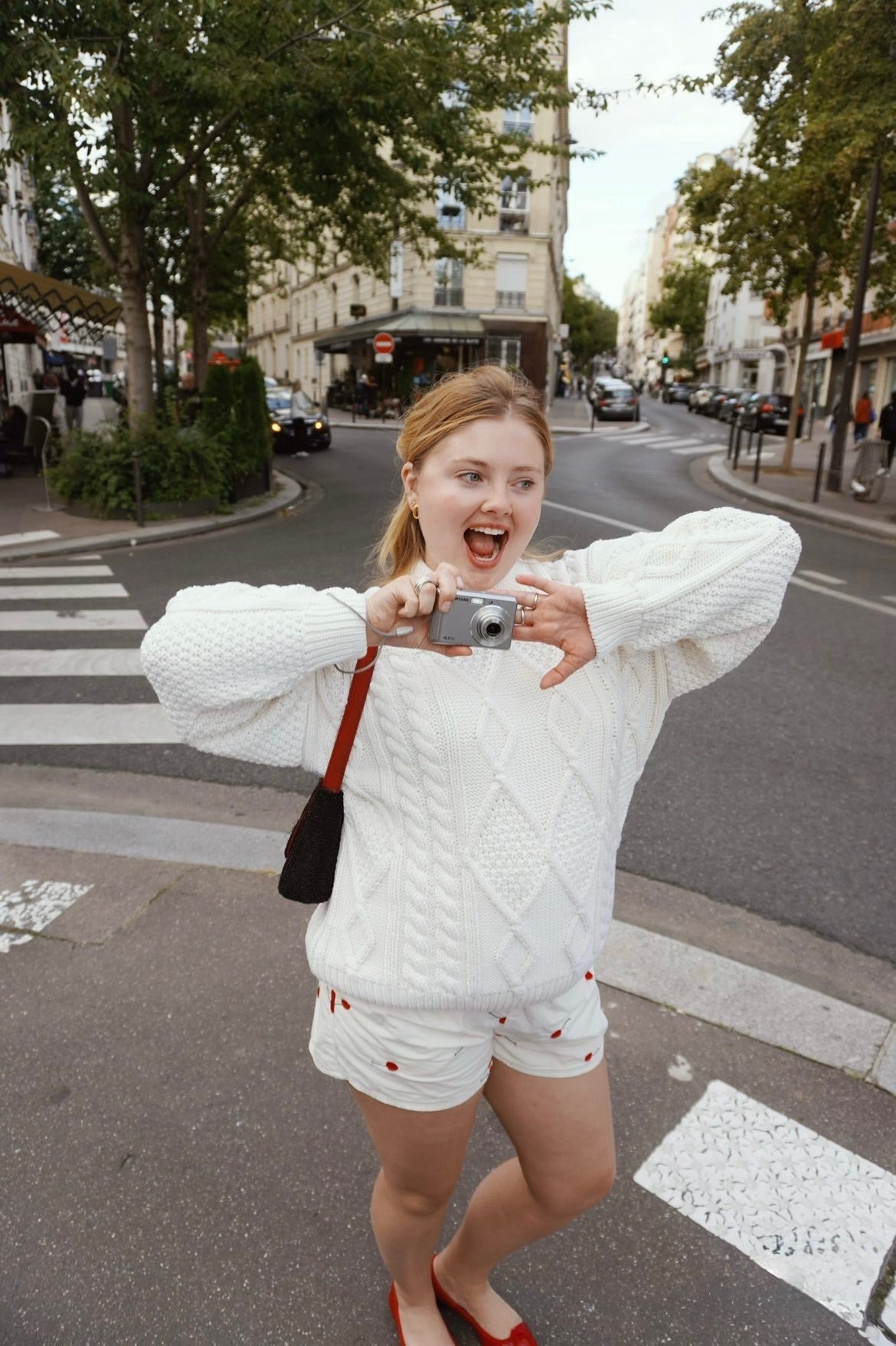 Nonna Zopfmusterpullover aus 100 % Merinowolle Weiß