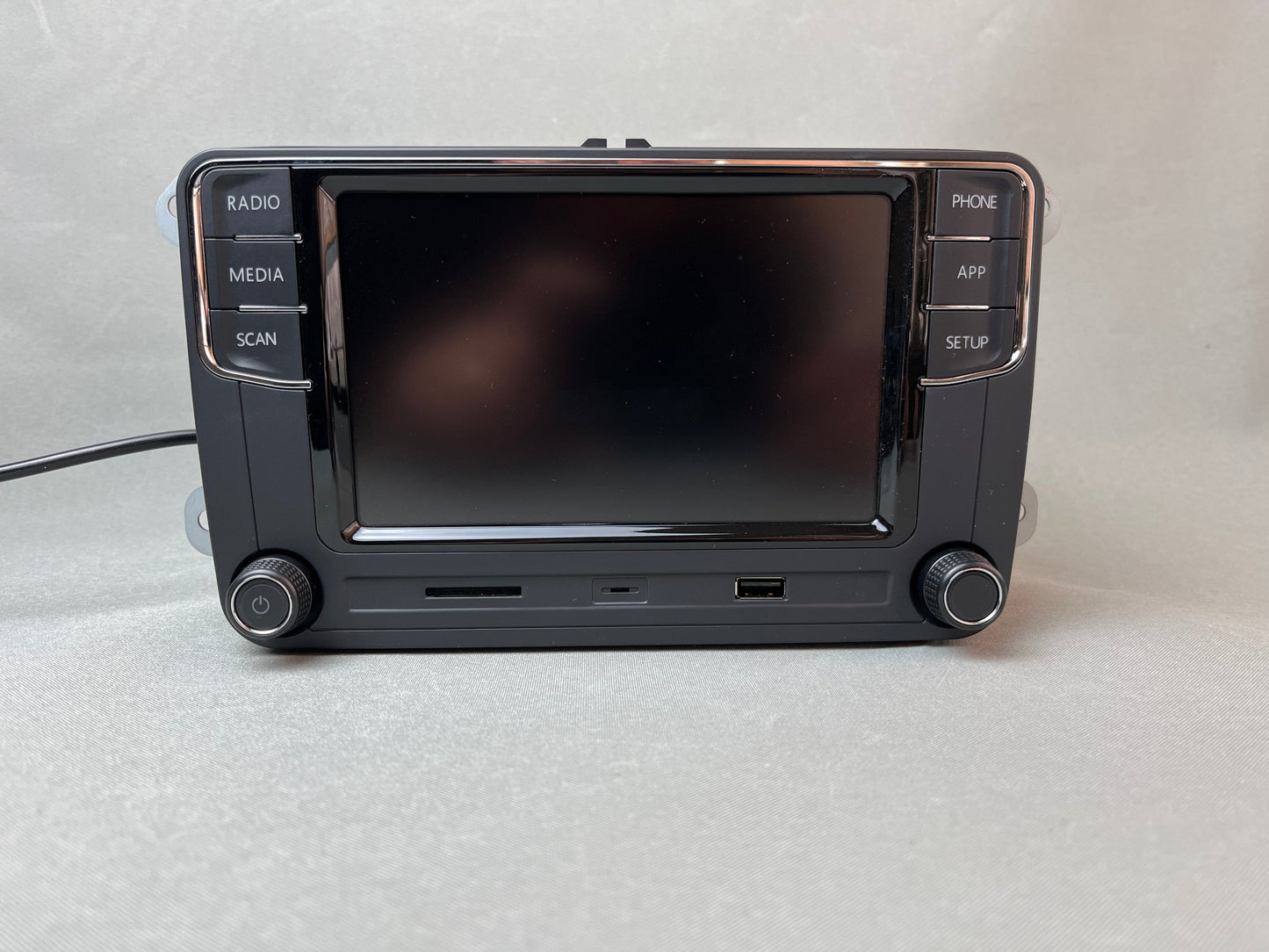 Volkswagen VW RCD 330G Wireless CarPlay and Android Car Navigation System Multimedia AUX GPS