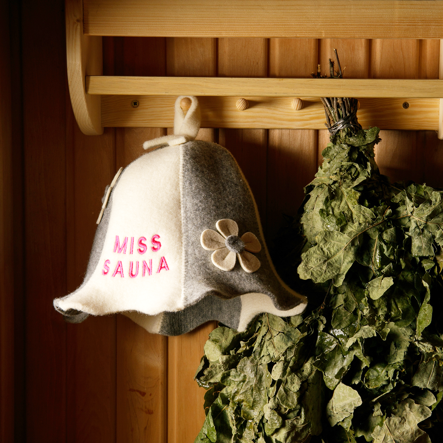 Sauna Hat ‘Miss Sauna’ 100% Wool