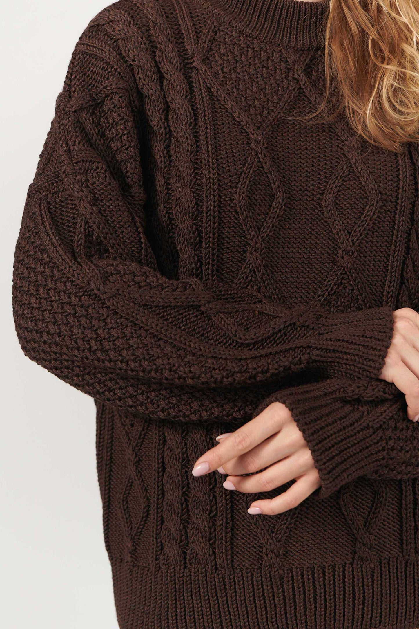 Nonna Zopfmusterpullover aus 100 % Merinowolle Schokolade
