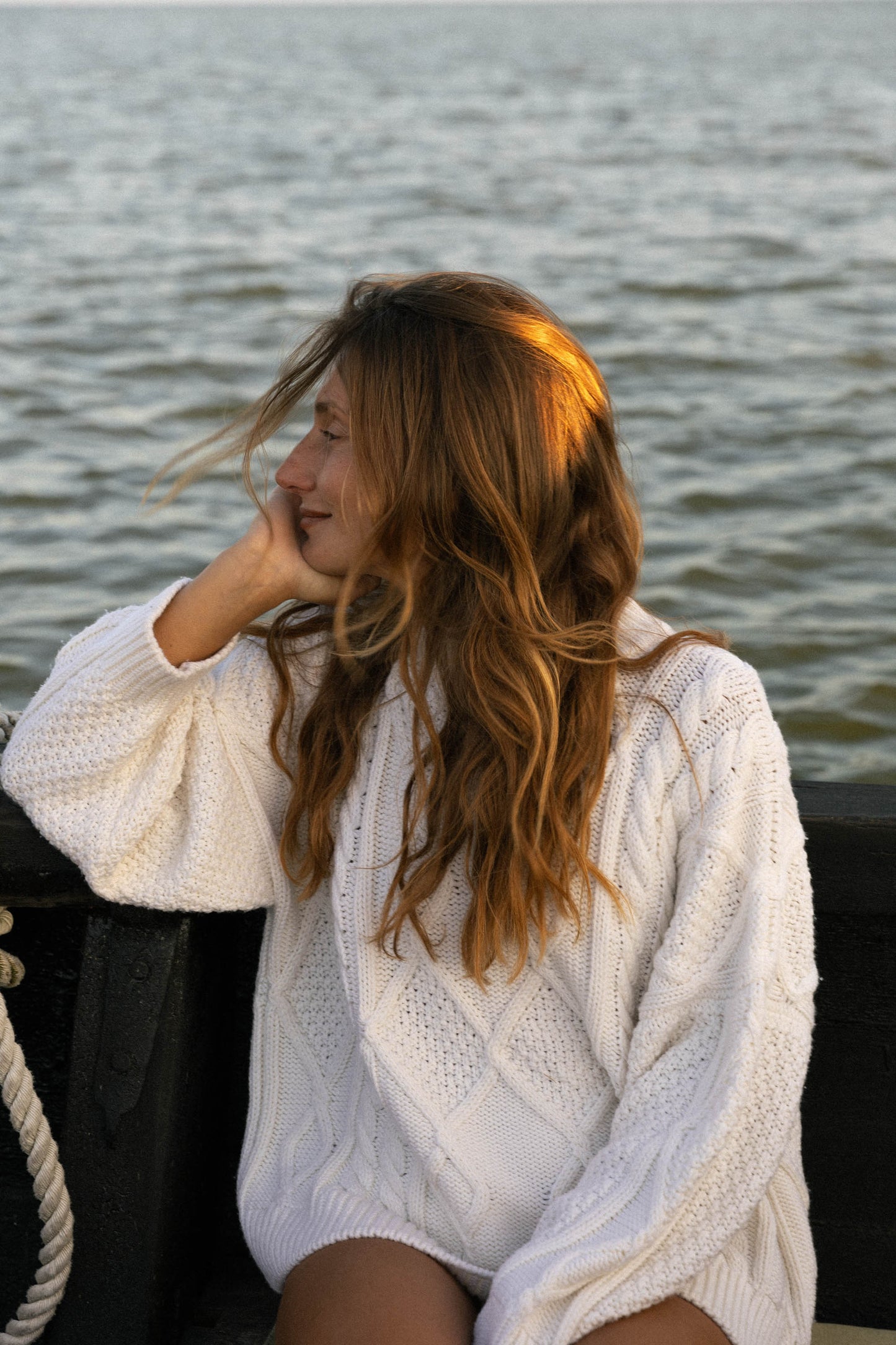Nonna Zopfmusterpullover aus 100 % Merinowolle Weiß