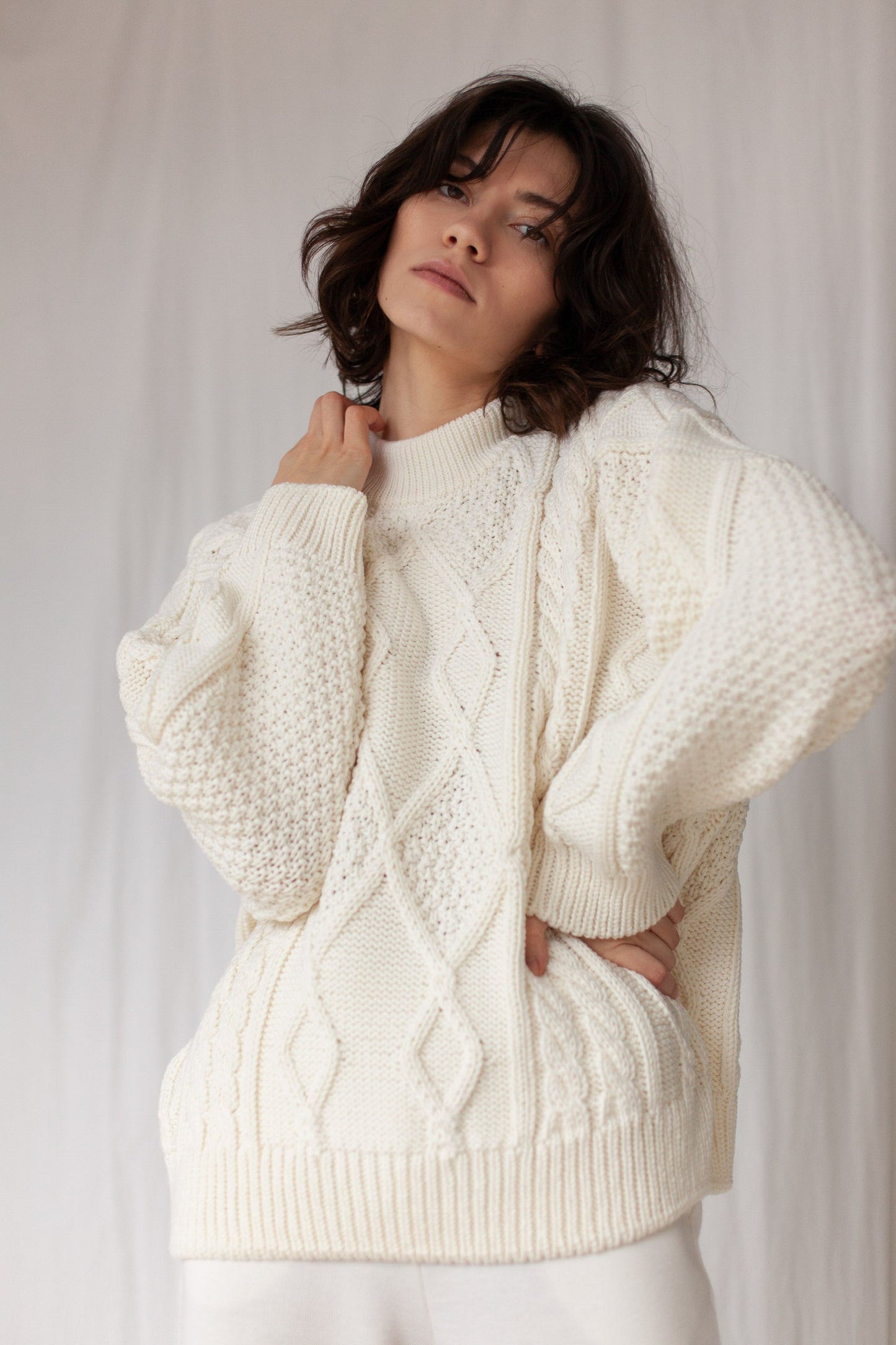 Nonna Zopfmusterpullover aus 100 % Merinowolle Weiß