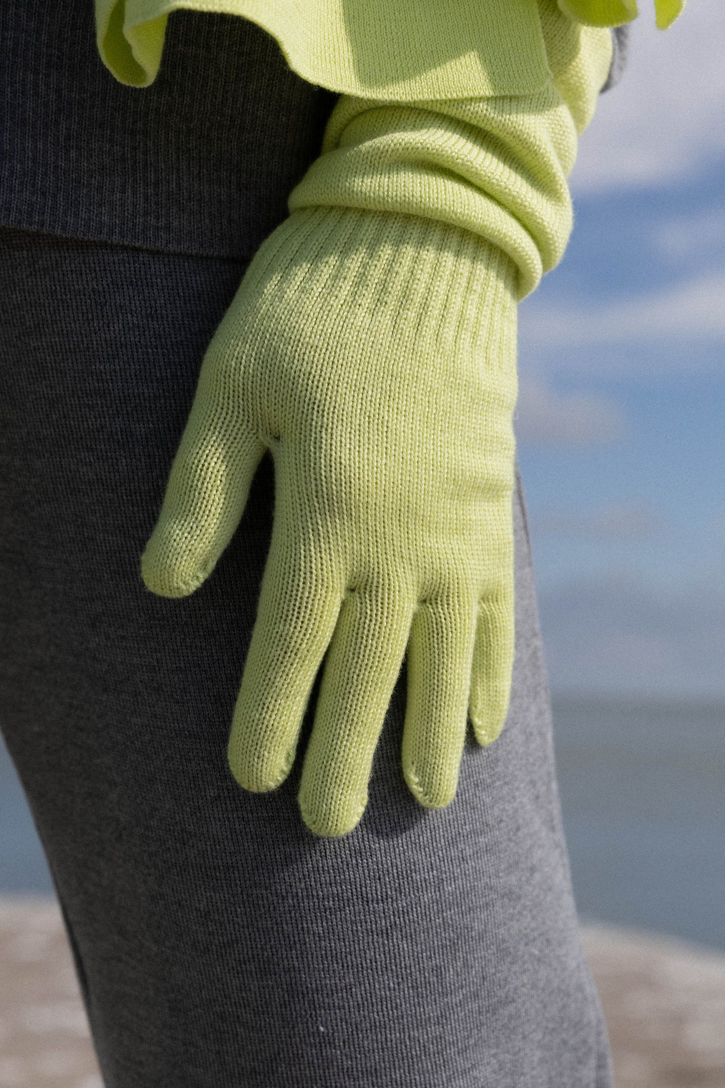 Via 100% Merino Gloves Limone