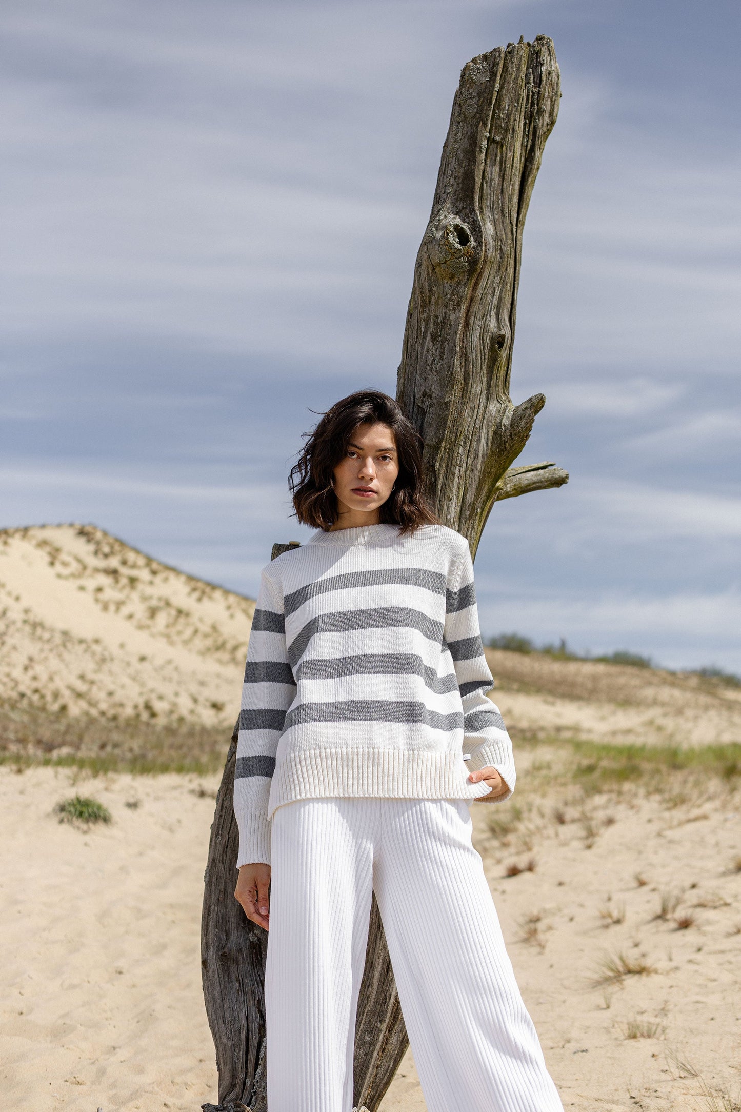 Marina Gestreifter Pullover aus 100 % Merinowolle in Grau
