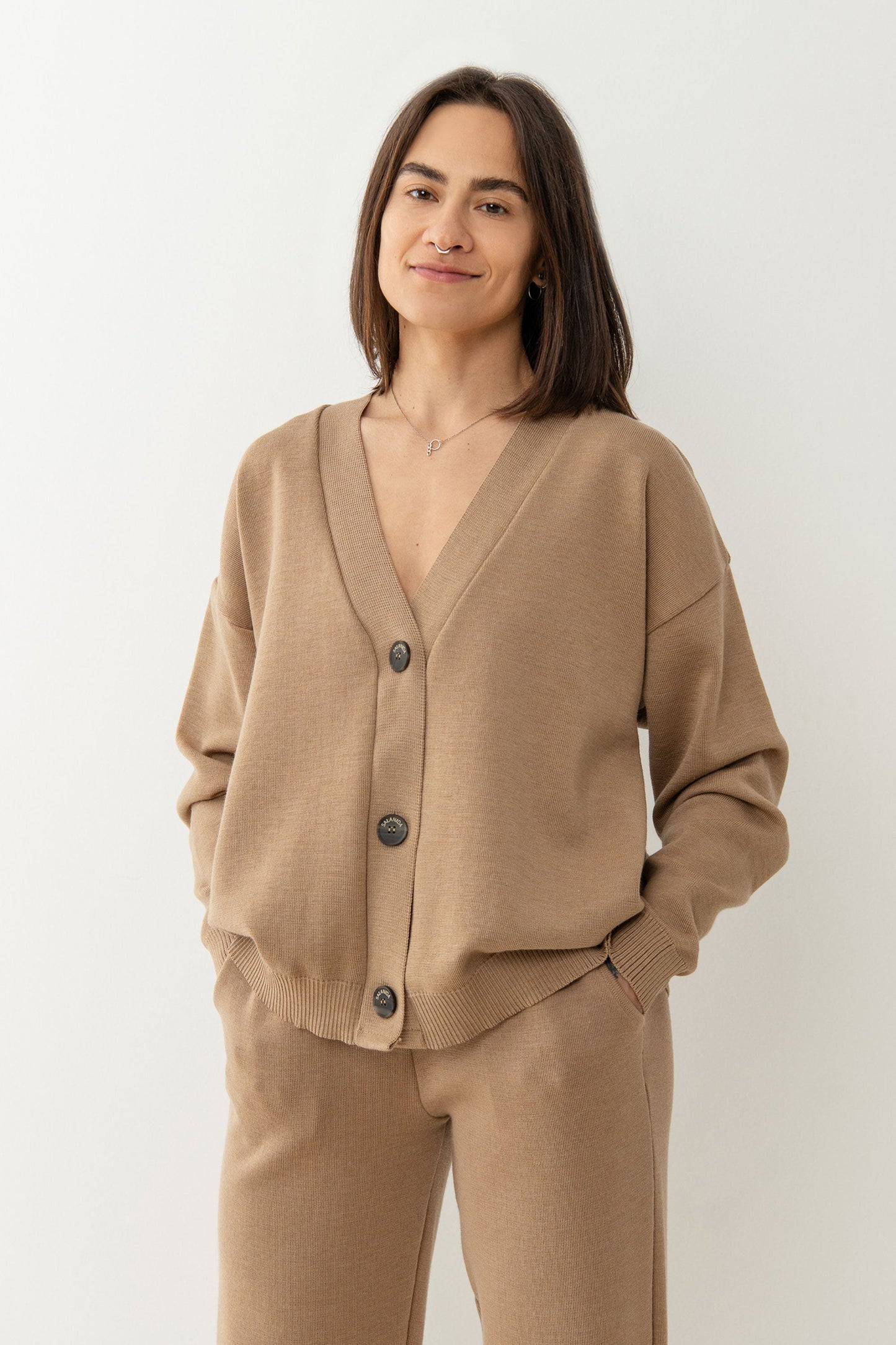 Bene 100% Merino Cardigan Beige