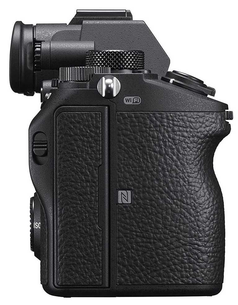 Sony Alpha A7 III sistēmas kamera — 24,2 MP pilnkadra 4K HDR video