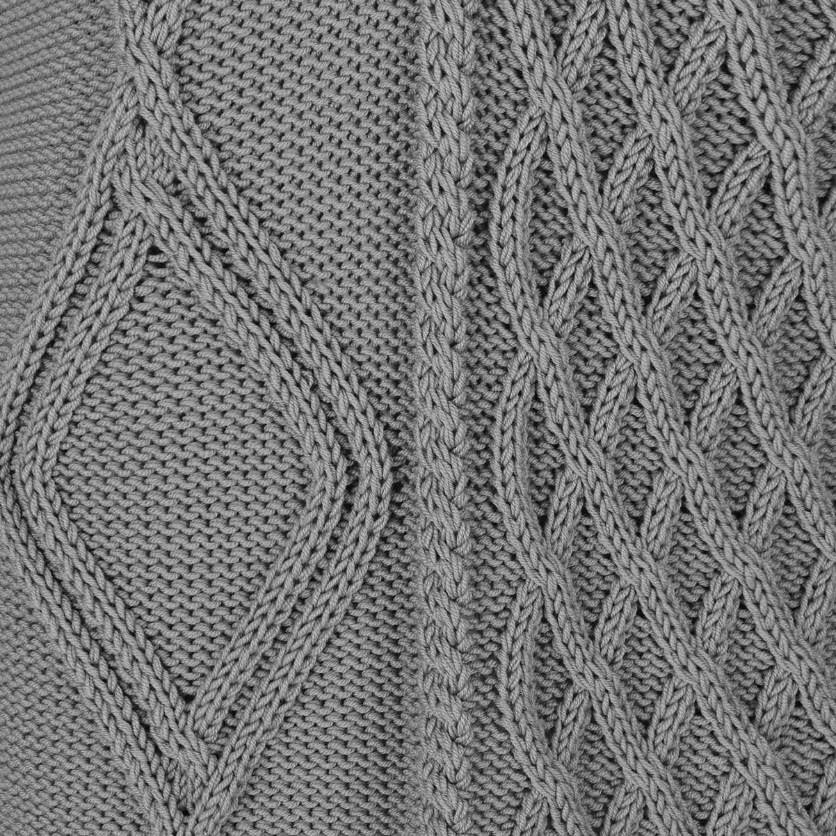 Nonna Zopfmusterpullover aus 100 % Merinowolle Grau