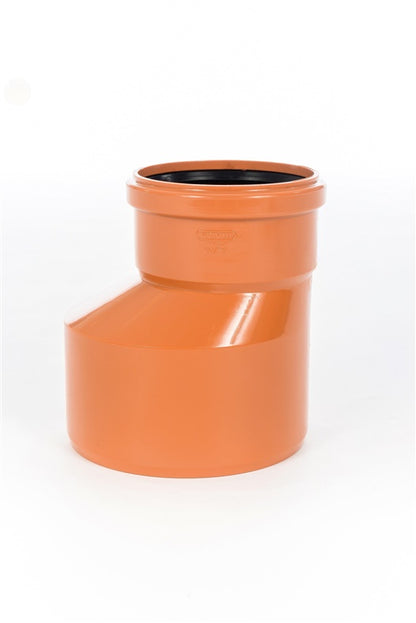 Lauko kanalizacijos pereiga Wavin, Ø 110 / 160 mm