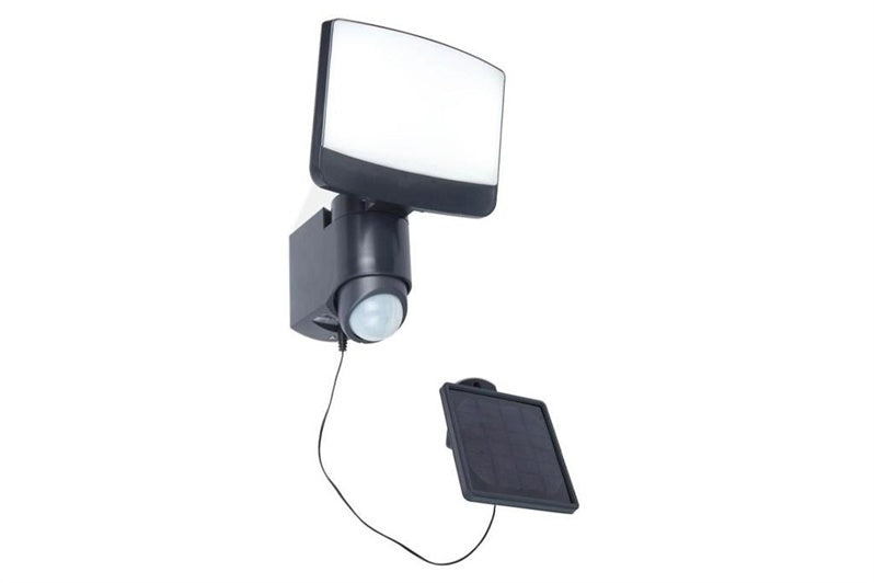 Reflektor LED z czujnikiem ruchu 7.5W 500LM IP54 1500mAh