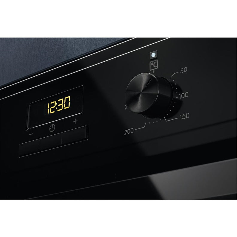 Įmontuojama orkaitė Electrolux EOF3H50BK