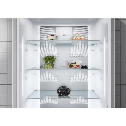 Šaldytuvas šaldiklis apačioje ElectroluX LNT7ME36G2