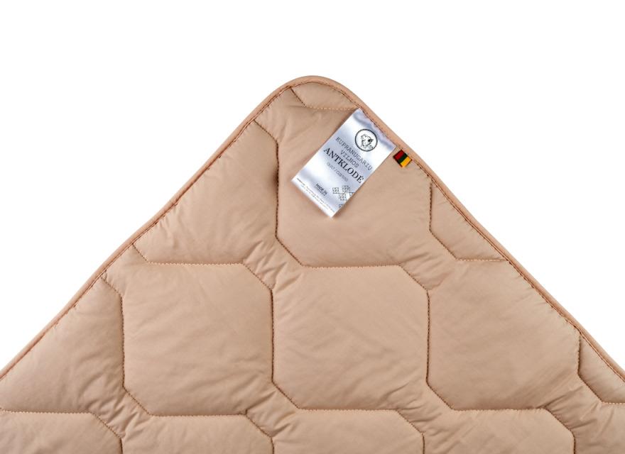 Antklodė COMCO 1A5A2K/400-3-1, 140×200 cm, ruda