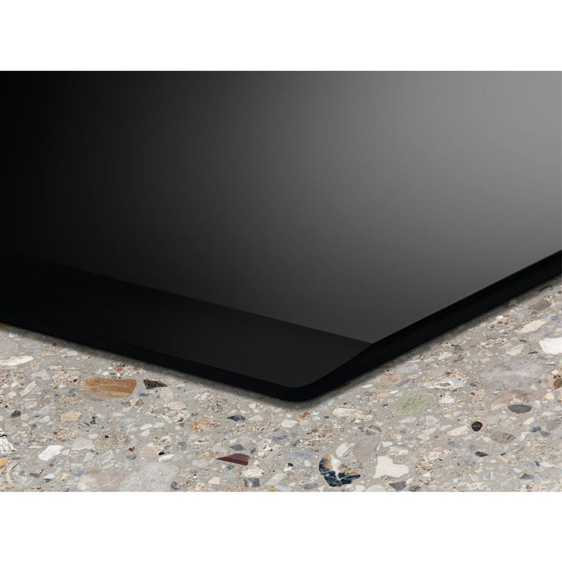 Kaitlentė Electrolux 300 serija „Hob2Hood®“ EIT61443B