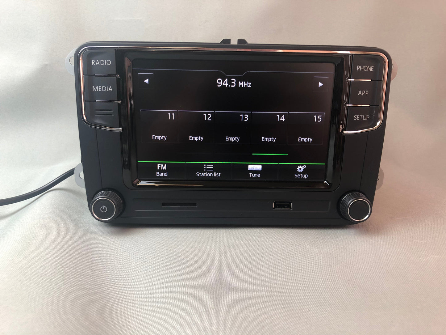 Skoda RCD 360 PRO CarPlay and Android Auto Car Navigation System Multimedia GPS