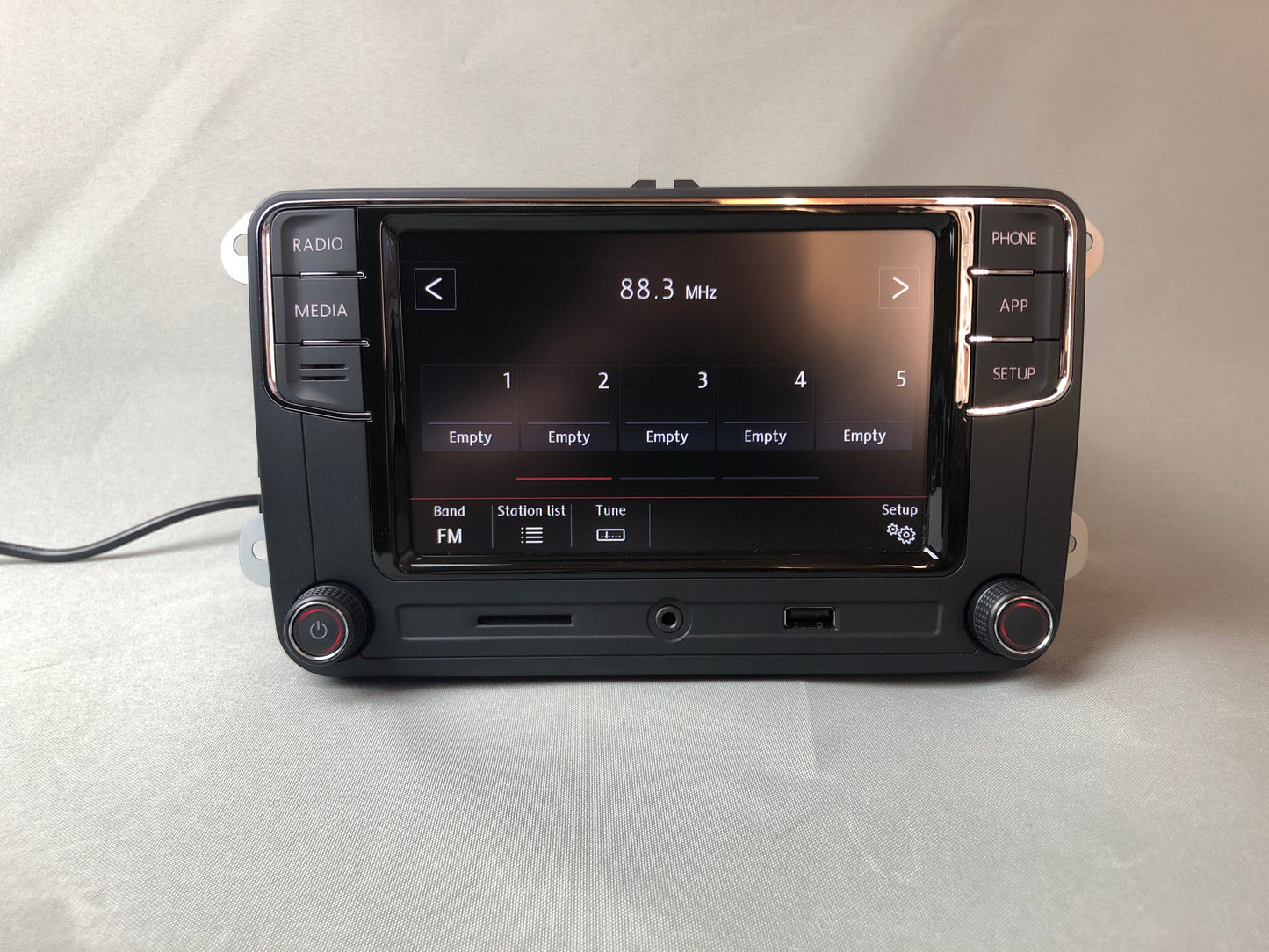 Volkswagen VW RCD 330 CarPlay and Android Car Navigation System Multimedia AUX GPS