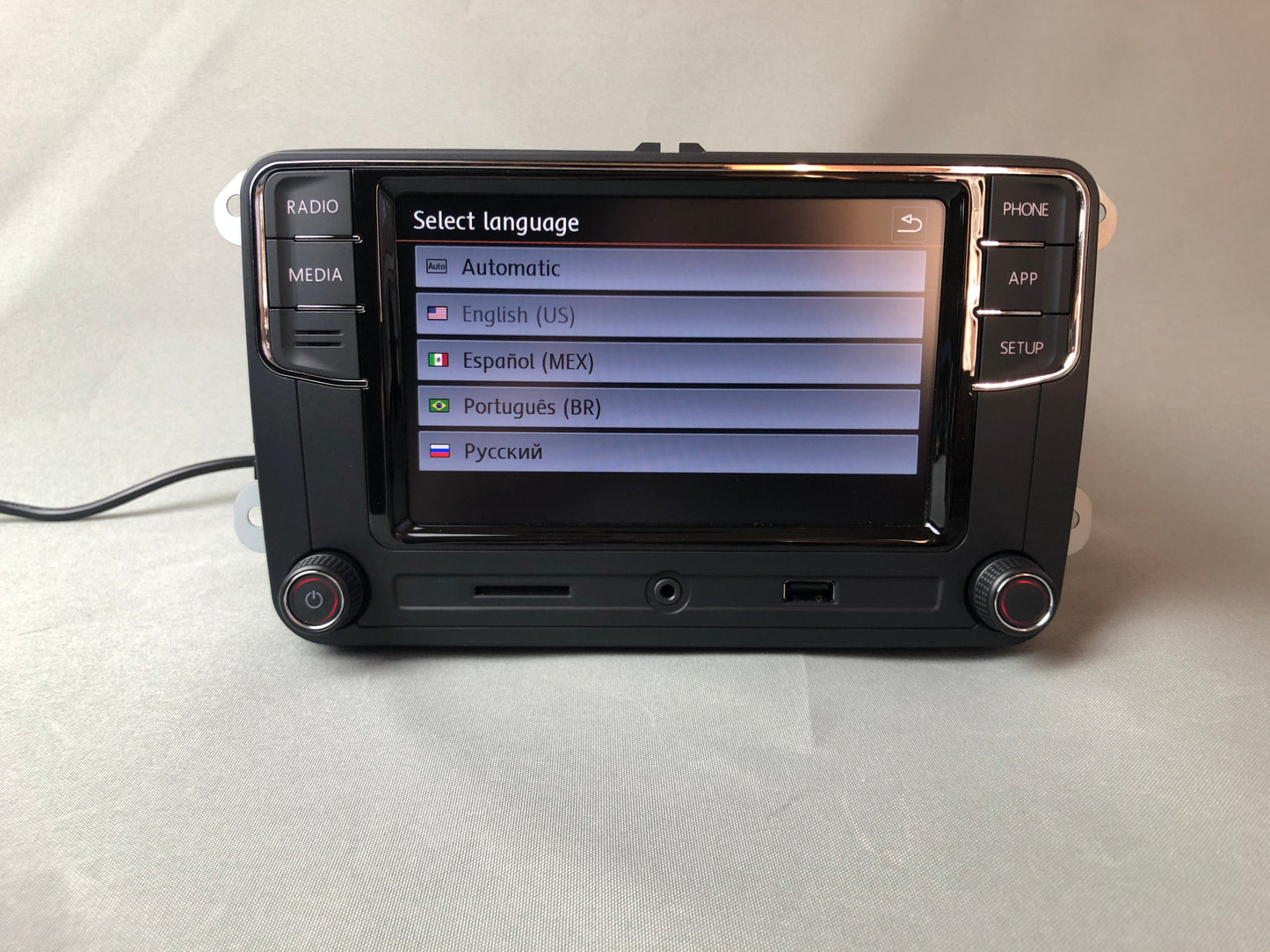 Volkswagen VW RCD 330 CarPlay and Android Car Navigation System Multimedia AUX GPS