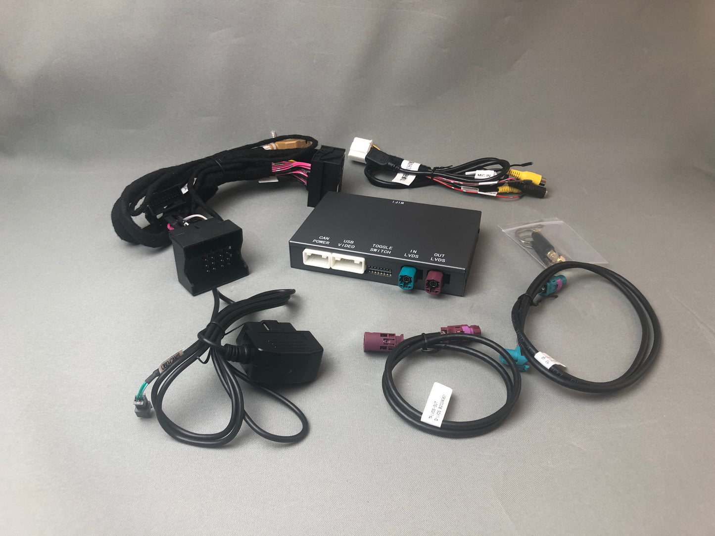 Volkswagen Touareg RNS850 MMI CarPlay Box Android Auto car interface adapter Wireless RNS 850