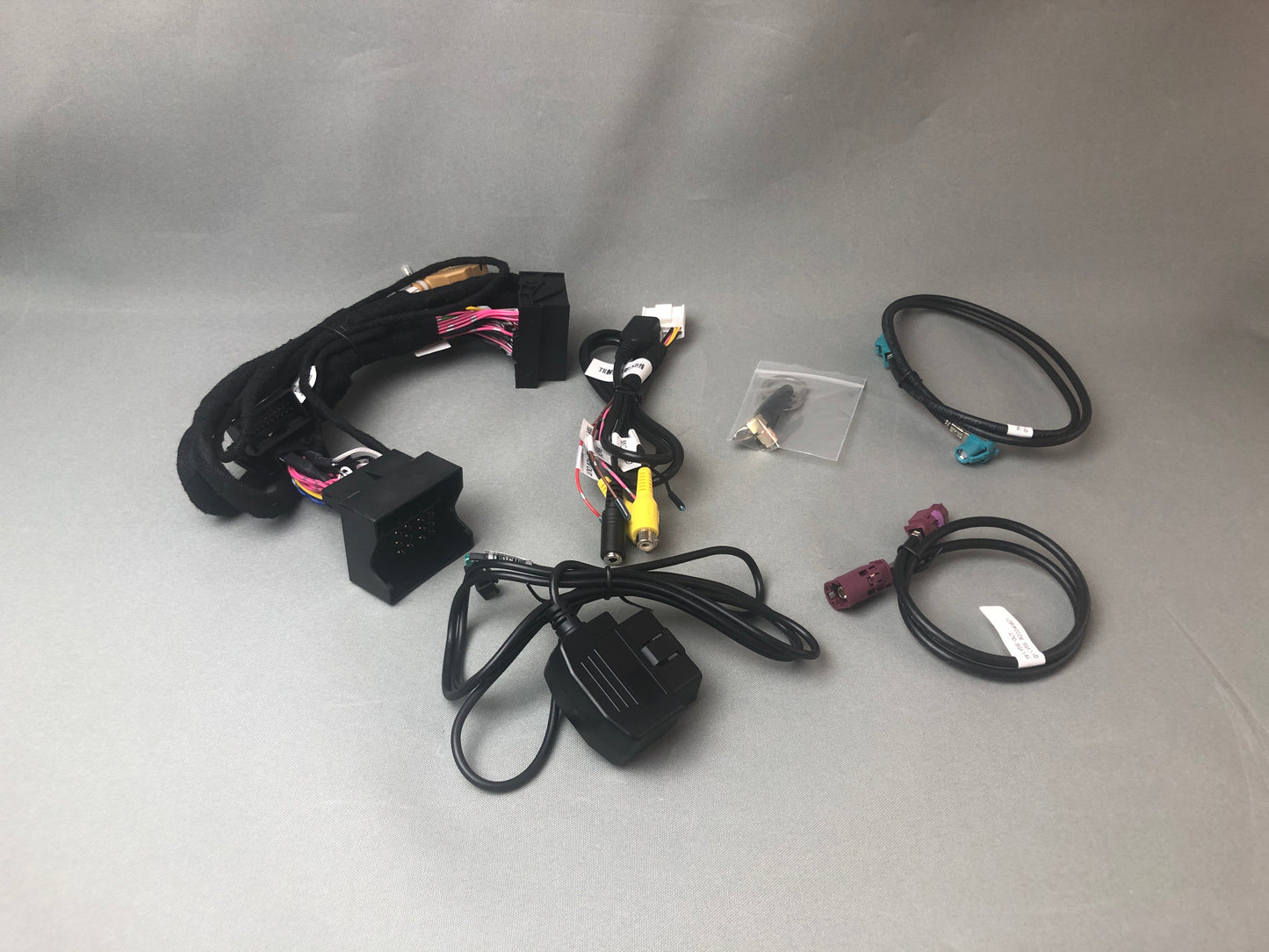 Volkswagen Touareg RNS850 MMI CarPlay Box Android Auto car interface adapter Wireless RNS 850