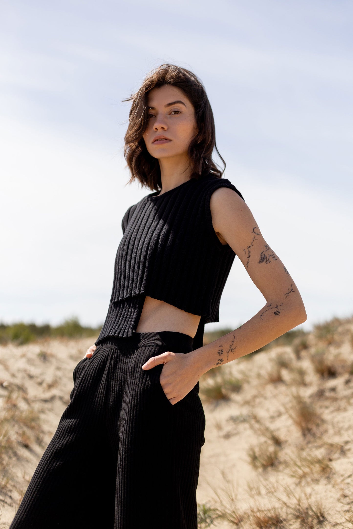 Nuovo Asymmetrisches Top Schwarz