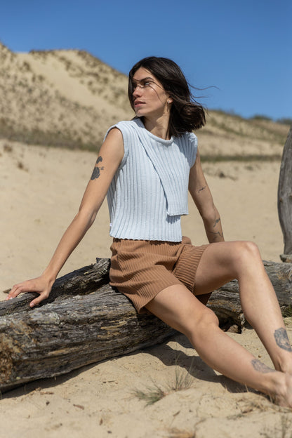 Nuovo Asymmetrisches Top Hellblau