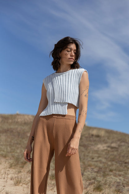 Nuovo Asymmetrisches Top Hellblau