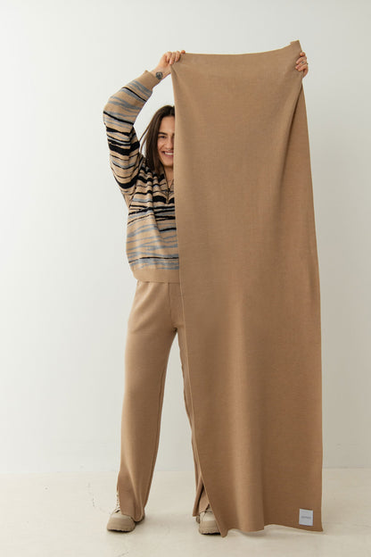 Via 100% Merino Scarf Beige