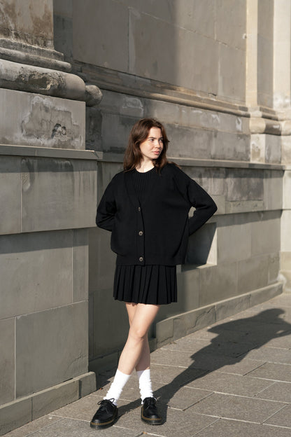 Bene 100% Merino Cardigan Black
