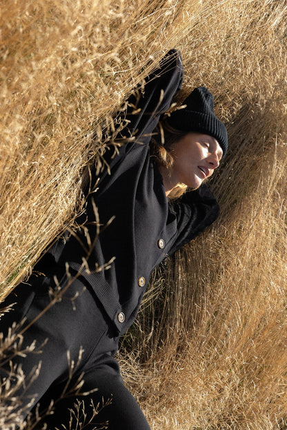 Bene 100% Merino Cardigan Black