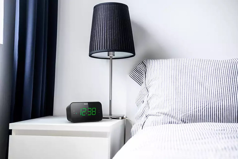 Philips Radijo Žadintuvas TAR3306/12 - Juodas Kompaktiškas FM Žadintuvas