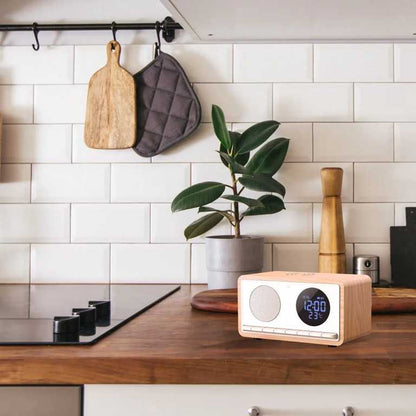 Manta Radijo Žadintuvas su Belaidžiu Įkrovikliu RDI912W - Rimini White 2-in-1