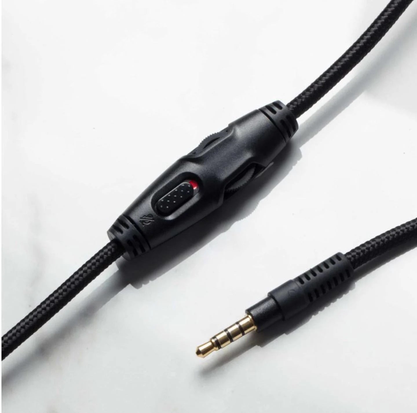 Vadu spēļu austiņas HyperX Cloud Alpha, melnas/sarkanas
