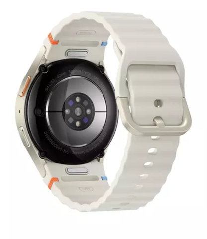 Samsung Galaxy Watch 7 40mm kreminis - AMOLED, Bluetooth 5.3, 32GB