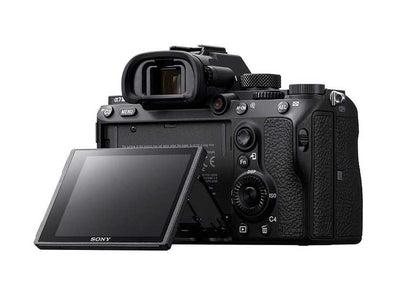 Sony Alpha A7 III sistēmas kamera — 24,2 MP pilnkadra 4K HDR video