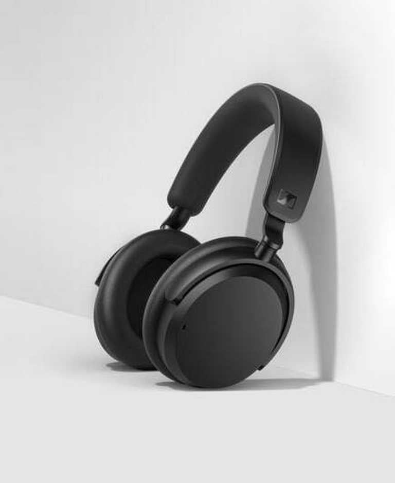 Sennheiser Accentum – belaidės ausinės su 50h baterija