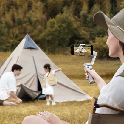 🎬 DJI Osmo Mobile SE Gray – Stabilizator telefonu | DynamicZoom | Sterowanie gestami | 4 tryby gimbala | Edycja AI